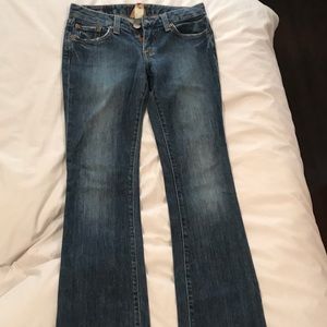 Lucky brand women’s jeans